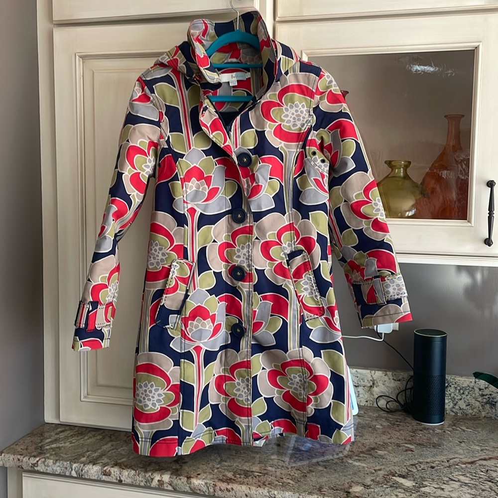 EUC Biden fleece lined raincoat size 4 (US)